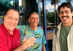 Tony Ramos ao lado de Jorge Fernando e Lucas Domso