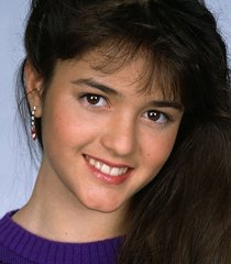 Winnie Cooper (Danica McKellar)