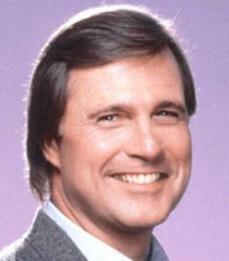 Sgt. Jake Rizzo (Gil Gerard)