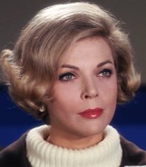 Cinnamon Carter (Barbara Bain)