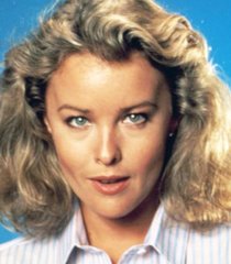 Rhonda Blake	(Faye Grant)