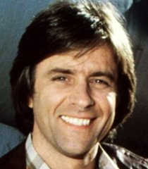 Skip Carmichael (Joel Higgins)