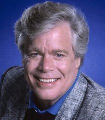 Kyle X. Applegate	(Doug McClure)