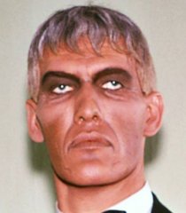 Lacraio	(Ted Cassidy)