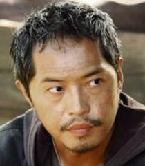 Miles Straume (Ken Leung)