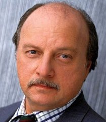 Det. Andy Sipowicz (Dennis Franz)