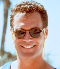 Martin 'Bru' Brubaker (Chris Lemmon)