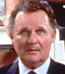 Sr. Smith (John Vernon)