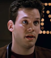 Taylor Savage (Chris Gartin)