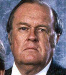 Ned Platt (M. Emmet Walsh )