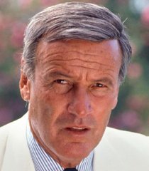 Henry Towler (Richard Anderson)