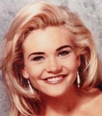 Sandy Louise Harling (Amy Locane)