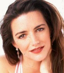 Brooke Armstrong (Kristin Davis)