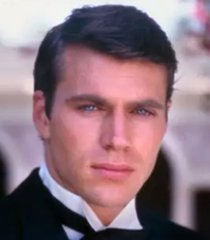 Mac Harper (Jon-Erik Hexum)