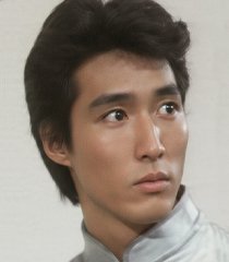 Oficial Akira Hojyo (Shogo Shiotani)