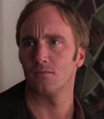 Roland Hill (Jay Mohr)