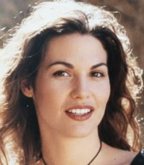 Maeve (Jaqueline Collen)