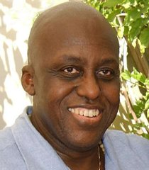 Amos Andrews (Bill Duke)