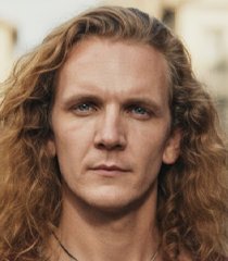 Longinus (Sebastian Roché)