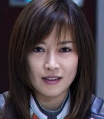 Capitã Megumi (Iruma	Mio Takaki)