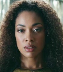 Nébula (Gina Torres)