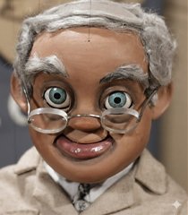 Prof. Rudolph Popkiss George Murcell - voz)