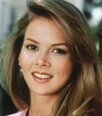 Syndi Teller (Julie Condra)