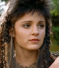 Tara (Shiri Appleby)